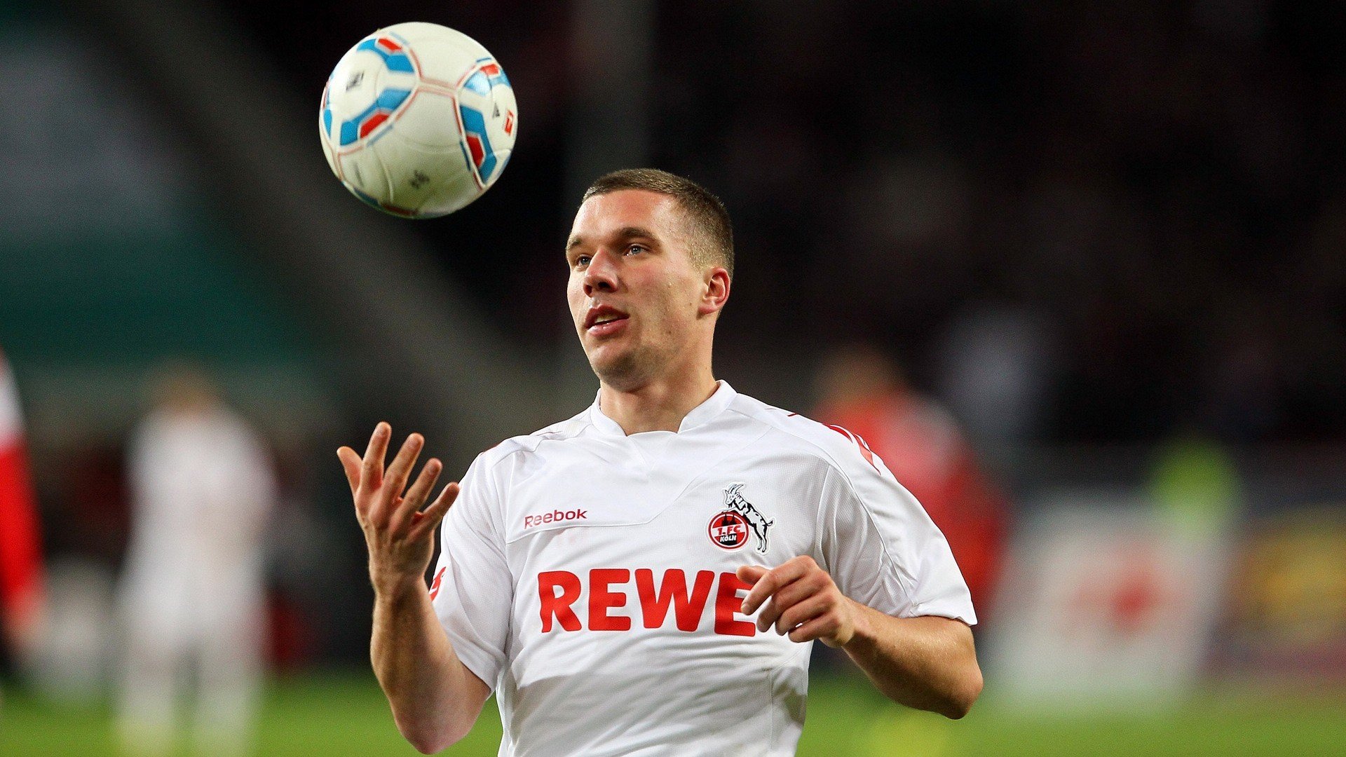 “泳池争锋！2025世界游泳锦标赛最强泳将谁与争锋？”